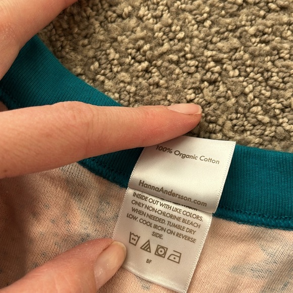 VERY CUTE Hanna Anderson strawberry pajamas! - Picture 5 of 5